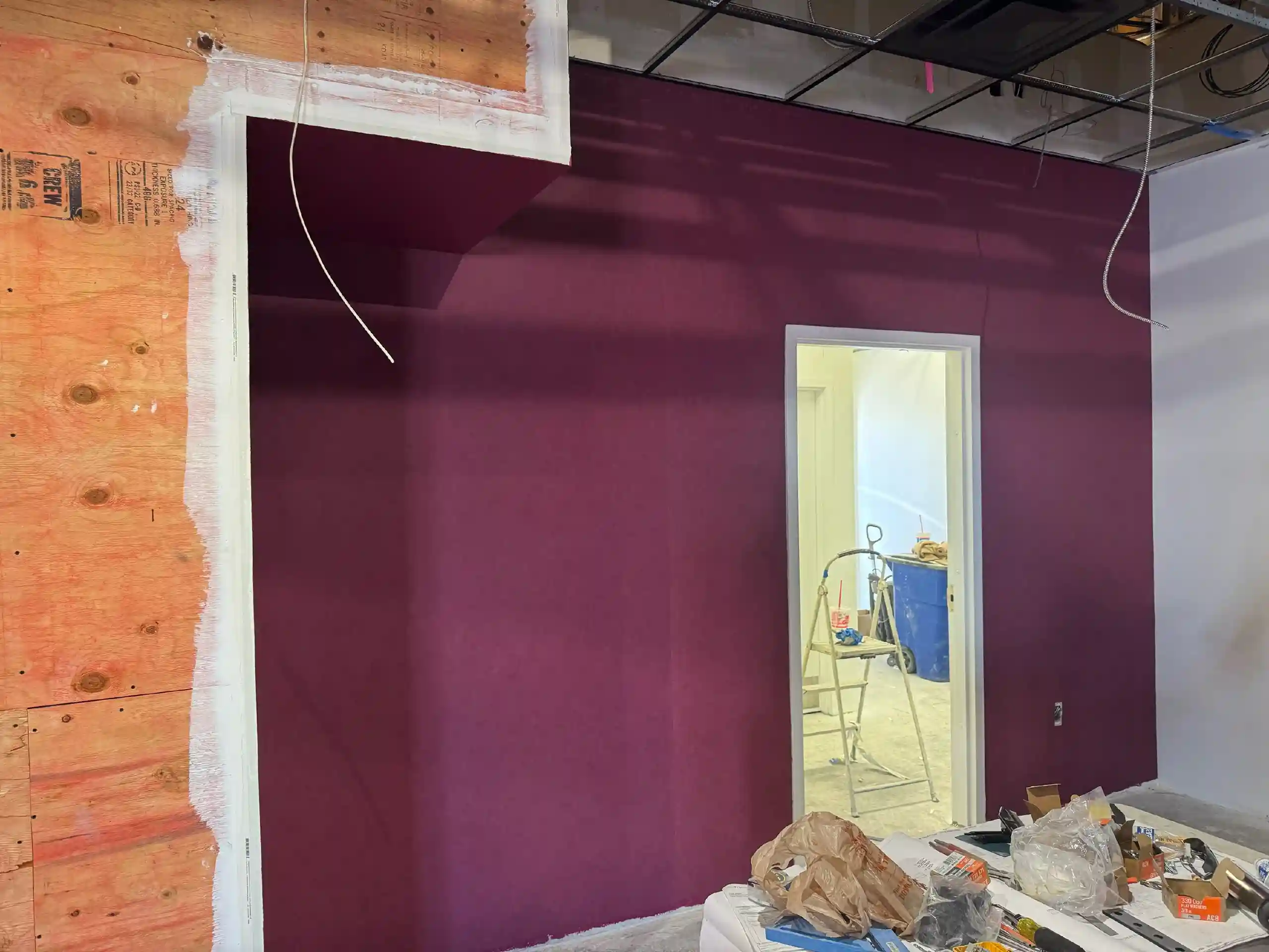 High-end wallcovering materials: vinyl, grasscloth and silk